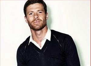 Xabi Alonso: Quý ông “ưỡn ẹo” nhất Real