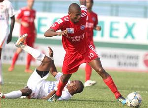 Philani bị loại khỏi danh sách dự V-League 2013: Tạm biệt người Zulu