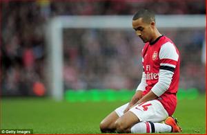 Cúp FA: Arsenal tan xác pháo ngay trên Emirates