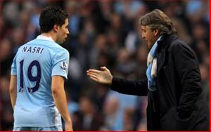 Bị Man City ruồng bỏ, Nasri rộng cửa đến PSG