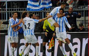 Chơi hơn người, Malaga giật vé vào tứ kết trước Porto