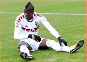 AC Milan: Niang, 20 cm và câu chuyện cổ tích của đời người