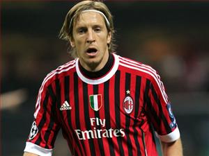 Milan siêu cải tổ: Ít nhất 6 cầu thủ rời San Siro Hè 2013?