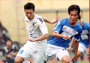 Bóng đá Việt Nam: Dìu nhau qua cơn bão