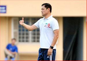 Thầy ngoại ở V-League 2013: Xong ông Choi, giờ đến ông Cho