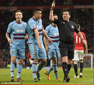 Người nhà sẽ bắt chính trận đấu đầu tiên tại Premier League của Man United