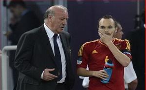 HLV Del Bosque sau trận hòa gây sốc: Tây Ban Nha đã mất kiểm soát