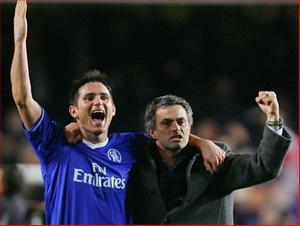 Chelsea đề nghị hợp đồng mới với Lampard: Dọn chỗ cho... Mourinho