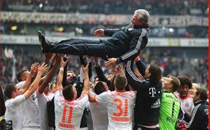 Thắng nhẹ Eintracht Frankfurt, Bayern Munich chính thức đăng quang tại Bundesliga
