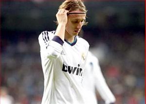 Modric và Fellaini cùng bày tỏ nguyện vọng muốn chuyển tới Man Utd