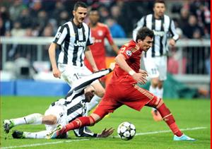 Bayern: Thắng to mà chưa hết lo