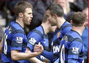 Không chơi Twitter, M.U vẫn thống trị mạng xã hội ở PL