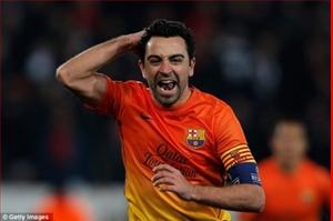 Xavi ăn mừng bằng cách xoa đầu: Vì một lời hứa