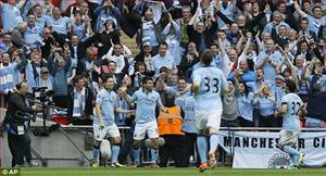 Man City thắng Man Utd, Chelsea: Chất vàng mười của Man “xanh”