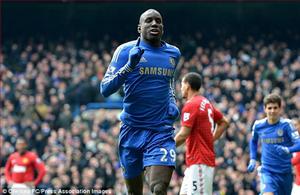 Chuyển nhượng thành London: Chelsea sẽ để Demba Ba tới Arsenal?