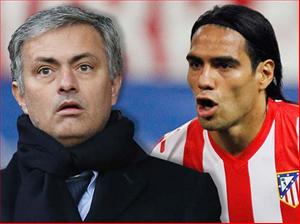 Nếu tái hợp Chelsea, Mourinho sẽ có 100 triệu bảng để mua sắm