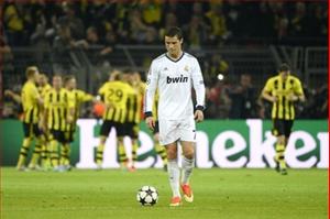 Real Madrid và nhiệm vụ ngược dòng: Tin vào đâu?