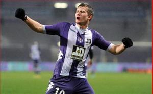 Inter Milan nhòm ngó ngôi sao của Toulouse