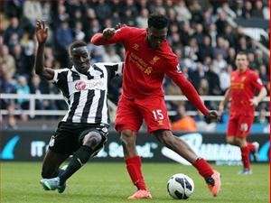 Vắng họng pháo chính Luis Suarez, Liverpool vẫn nổ tưng bừng