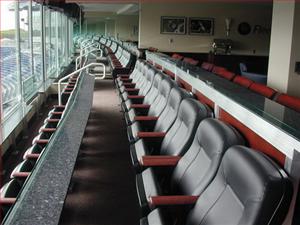 Bóng đá Italia: Cuộc chiến chống... vé VIP