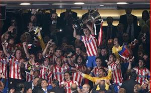 Atletico giành Cúp Nhà Vua: 14 năm mới đẹp thế này!