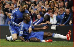 Benitez bắt đầu rút ruột các CLB Anh