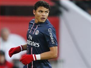 Thiago Silva suýt sang Barca vào năm 2012