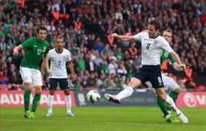 Frank Lampard giúp tuyển Anh thoát thua trên thánh đường Wembley