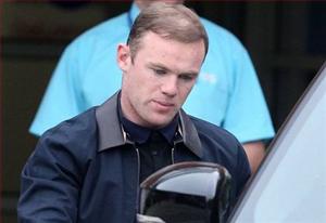 Wayne Rooney chi “mạnh tay” để chữa hói