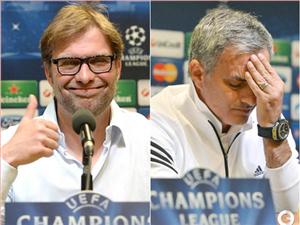 Juergen Klopp cũng giỏi đấu khẩu: Truyền nhân Sir Alex, đối thủ của Mourinho