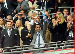 Wigan quật ngã Man City: Vẫn còn chỗ cho sự lãng mạn