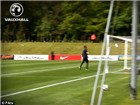 Lampard ghi bàn từ khoảng cách gần 50m