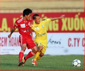 Tiền đạo nội phải biết kiên nhẫn