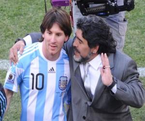 Messi chưa vươn tới đẳng cấp của Maradona