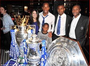 Giám đốc mới của Chelsea: Người phụ nữ bí mật khiến Mou sợ hãi