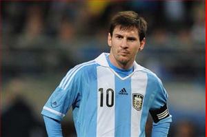 Báo động: Messi có nguy cơ không thể chơi tốt tại World Cup