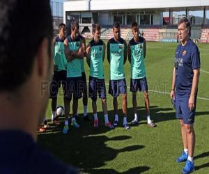 Ngày đầu của HLV Martino tại Barca: Toàn quân tụ hội
