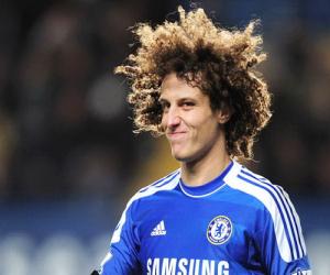Bằng chứng tiết lộ David Luiz sẽ chuyển tới sân Nou Camp ngay trong mùa đông này?