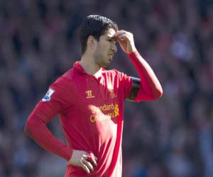 Luis Suarez đòi ra đi: Hãy nhìn tấm gương Torres