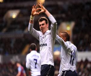 Tottenham: Vì sao Gareth Bale chưa chịu đến Real?
