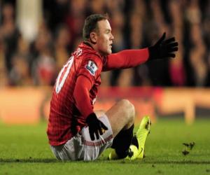 Cần chốt sớm vụ Rooney