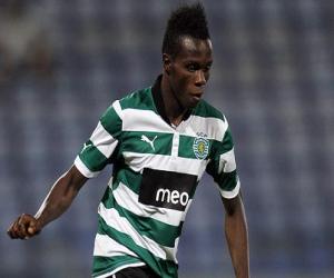 Chelsea ra giá 9.3 triệu euro cho Ronaldo mới