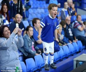 Phát hiện Rooney mới gây bão ở Everton