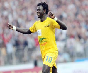 Danh hiệu Vua phá lưới V-League: Cơ hội cho Abass