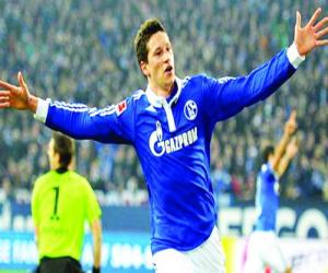 Bao giờ Bayern Munich sẽ mua Draxler?