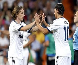 M.U đột phá với Oezil hay an toàn với Modric?