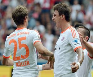 Bayern Munich nhọc nhằn vượt ải Frankfurt