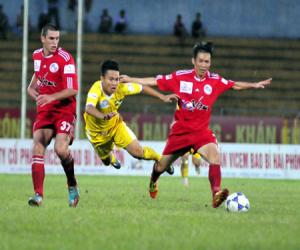 Tấn Tài bị treo giò đến hết mùa giải