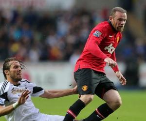 Cuối cùng, Rooney đã phá vỡ luật im lặng với báo giới
