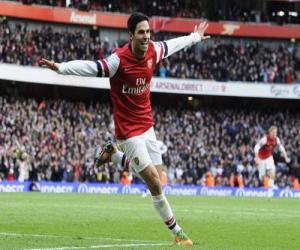 Arsenal: Flamini chấn thương, cơ hội để Arteta đòi lại sân khấu